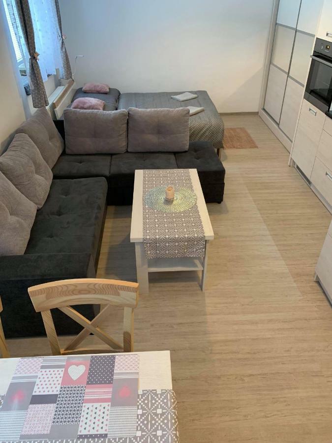 Apartman Filipovice S Letni Terasou Экстерьер фото