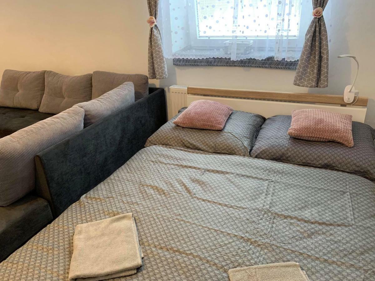 Apartman Filipovice S Letni Terasou Экстерьер фото